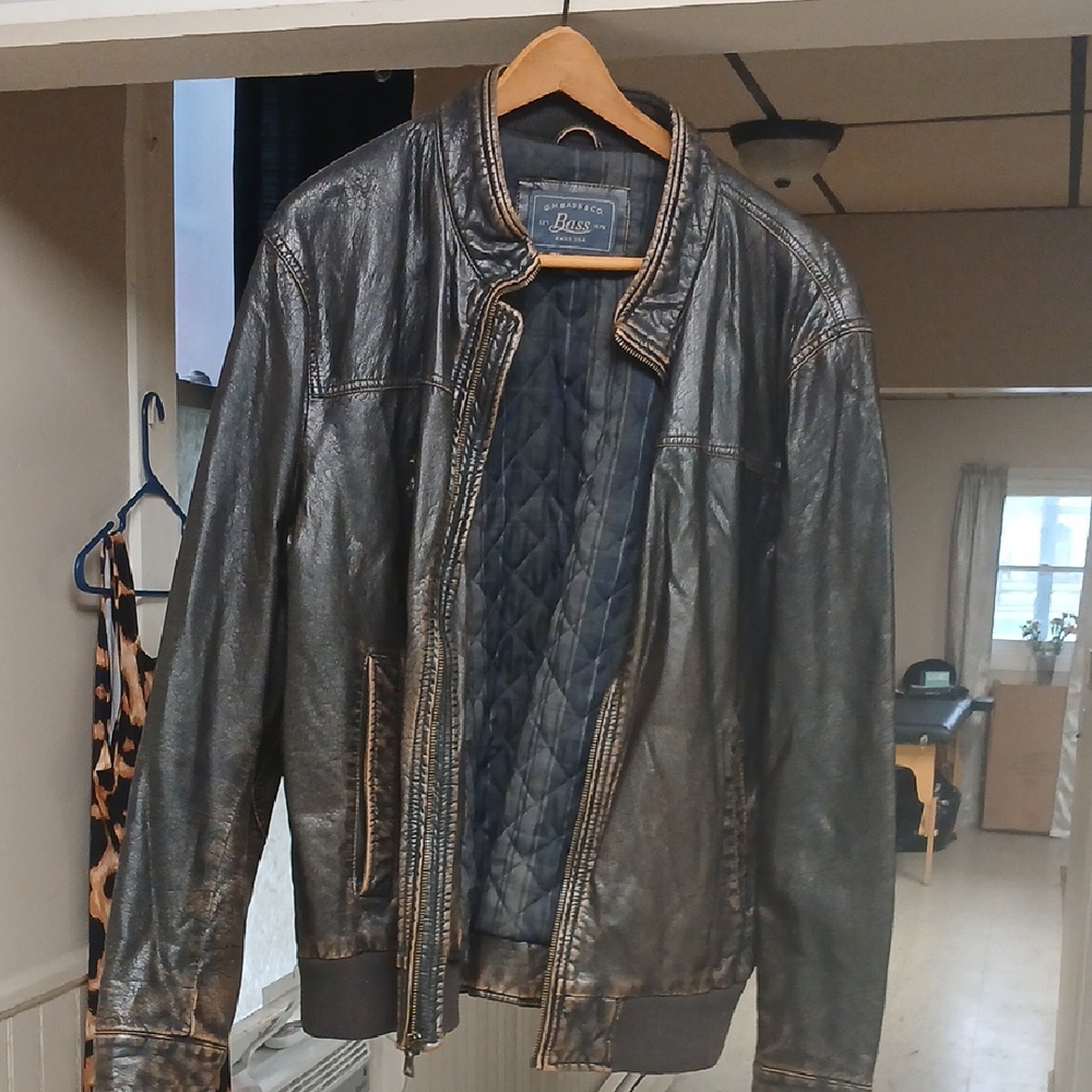 Bass Black Bomber Jacket Classic Style